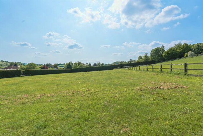 4 Bedroom Detached House For Sale In Stockwood Hill, Keynsham, Bristol, BS31