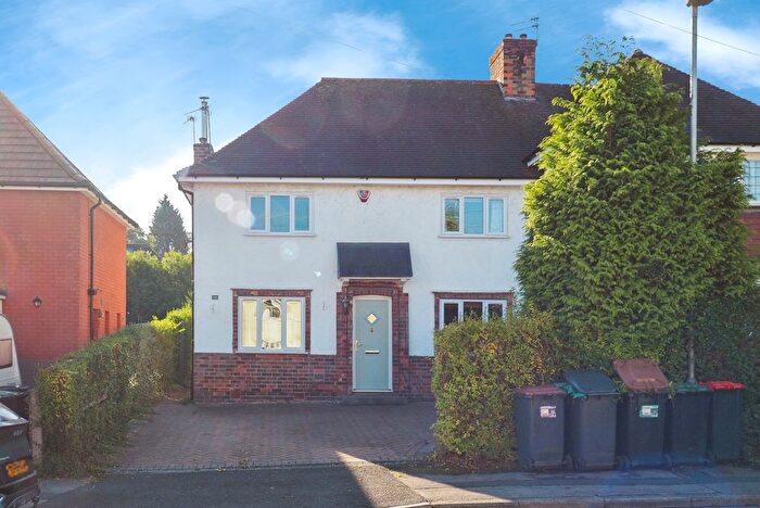 3 Bedroom Semi-Detached House For Sale In Dennis Avenue, Beeston, Nottingham, Nottinghamshire, NG9