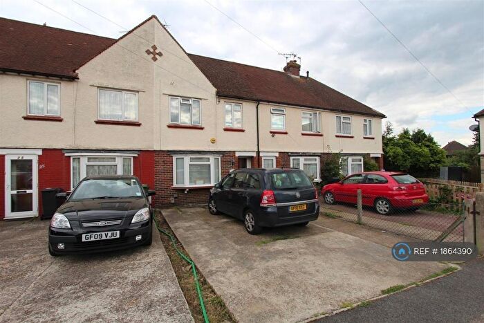 3 Bedroom Terraced House To Rent In Beaumont Road, Maidstone, ME16