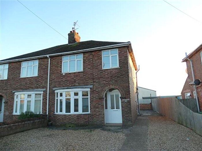 3 Bedroom Semi Detached House To Rent In Padholme Road East, Peterborough, PE1