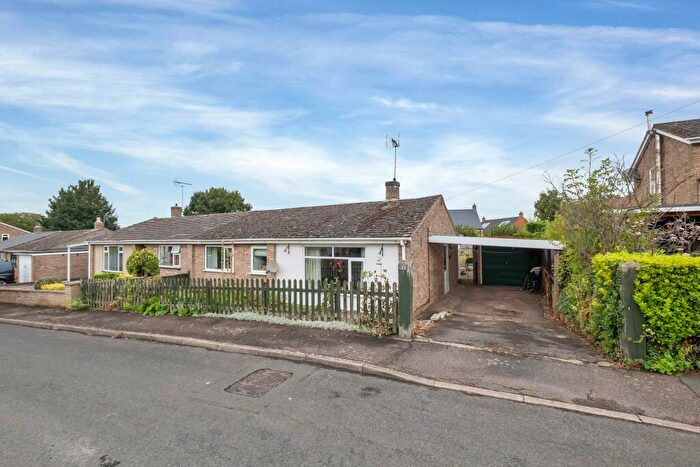 2 Bedroom Semi-Detached Bungalow For Sale In Oval Close, North Luffenham, LE15