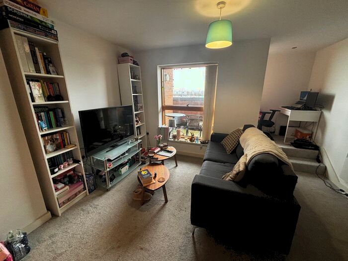 1 Bedroom Flat To Rent In Jefferson Place, Fernie Street, M4