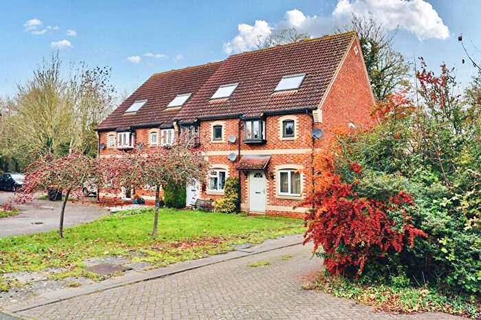 2 Bedroom Maisonette For Sale In Augustus Road, Leighton Buzzard, LU7