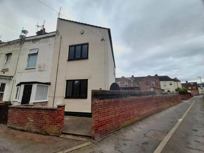 3 Bedroom End Of Terrace House To Rent In Darwin Street, Gainsborough, DN21