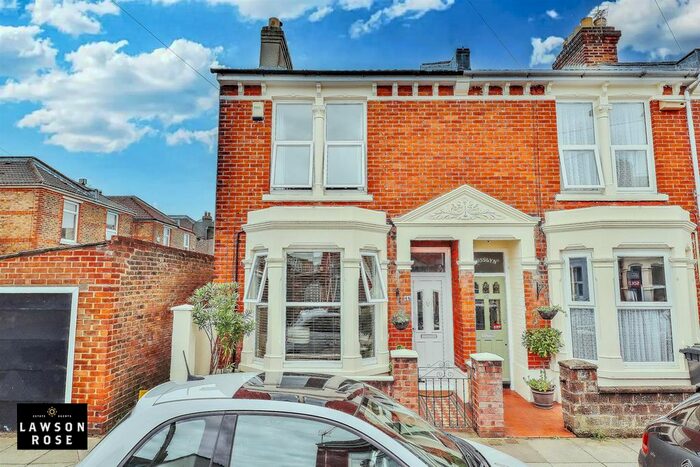 3 Bedroom End Of Terrace House To Rent In Empshott Road, Southsea, PO4