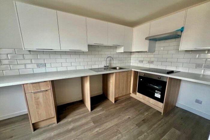 1 Bedroom Flat To Rent In Old Christchurch Road, Bournemouth, BH1