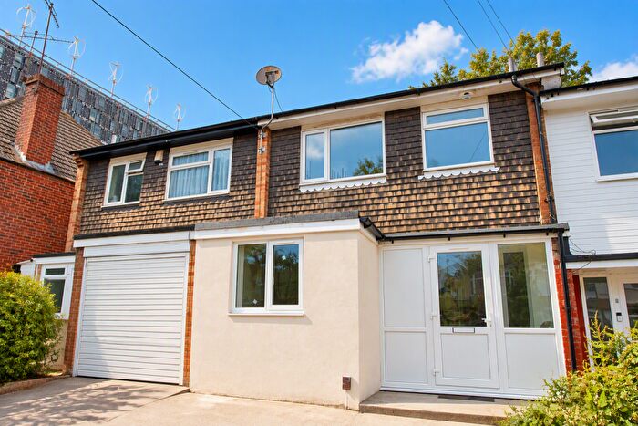 4 Bedroom House To Rent In Midhurst Avenue, Croydon, CR0