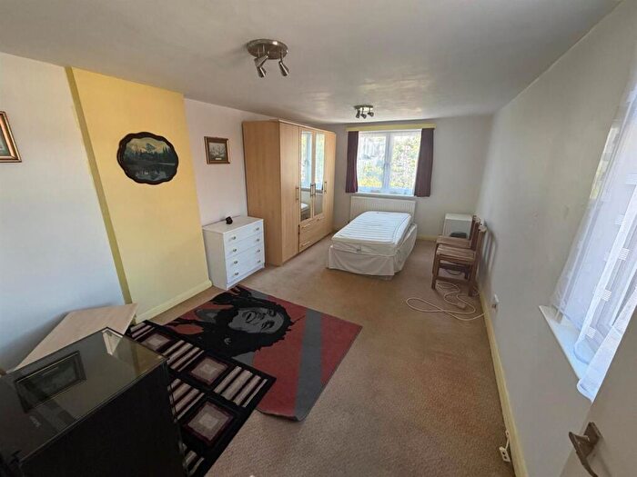 Studio To Rent In Alexandra Road, Hornsey, N8