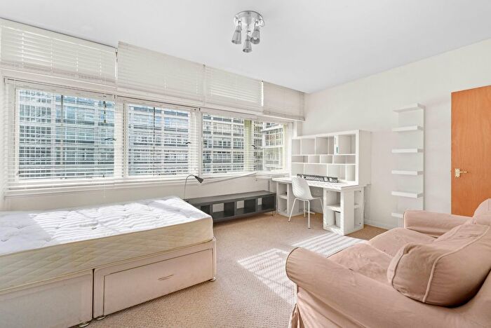 Studio To Rent In Metro Central Heights, Newington Causeway, SE1