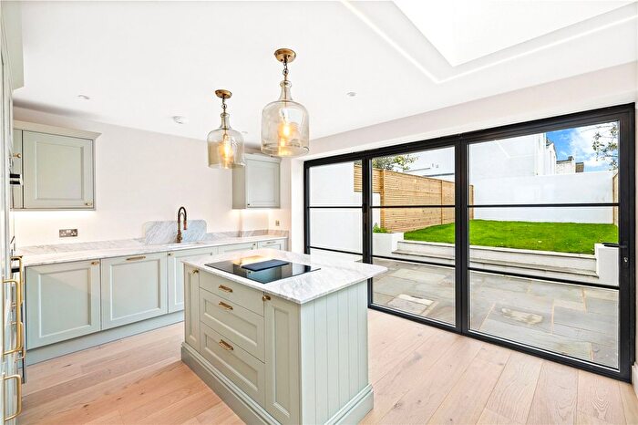 4 Bedroom Terraced House For Sale In Stirling Place, Hove, East Sussex, BN3