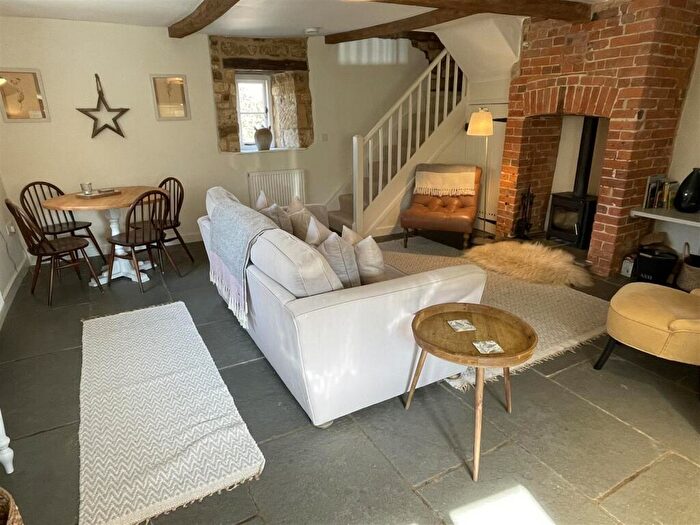 2 Bedroom Semi-Detached House For Sale In Stretton On Fosse, GL56