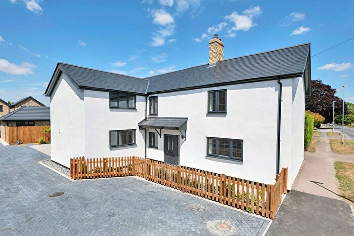 4 Bedroom Detached House For Sale In The Causeway, Bassingbourn, SG8