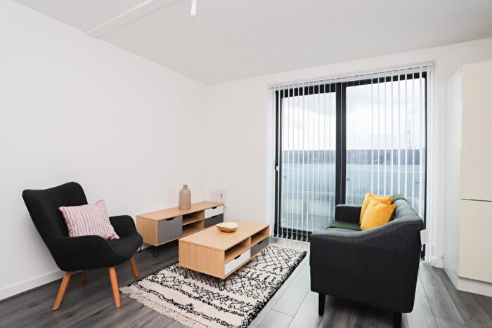 2 Bedroom Apartment To Rent In Kings Dock Mill, Liverpool Liverpool, L1