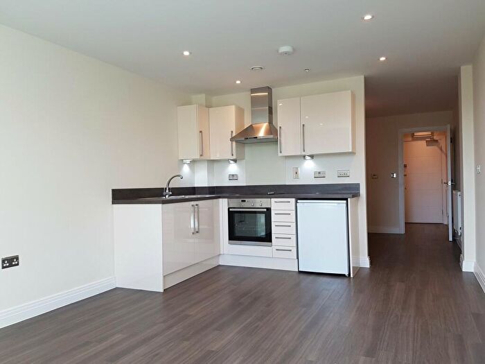 Studio To Rent In Bessemer Road, Welwyn Garden City, Hertfordshire, AL7