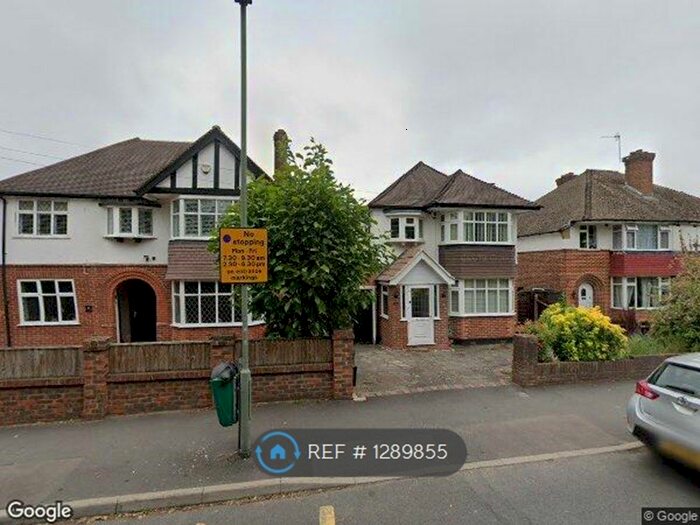 3 Bedroom Detached House To Rent In Warren Road, Orpington BR6