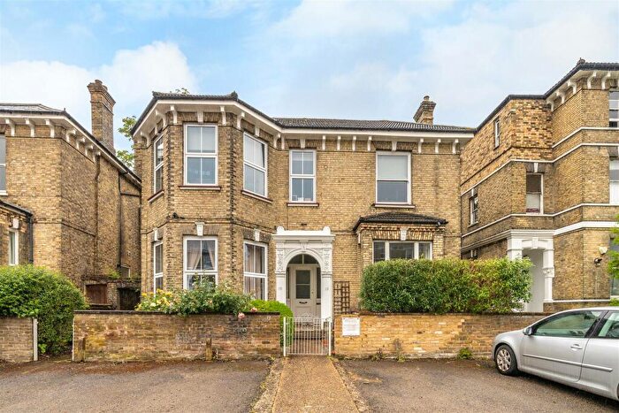 2 Bedroom Flat To Rent In Anerley Park, Penge, SE20