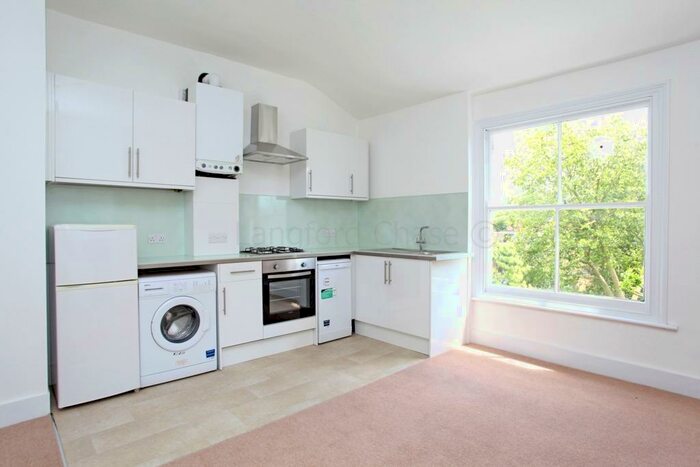 1 Bedroom Flat To Rent In Henry Road, Finsbury Park, N4