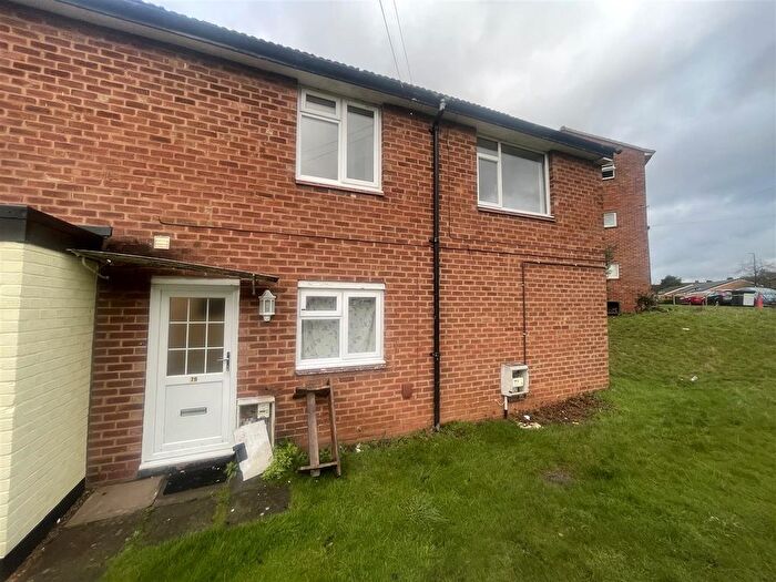 3 Bedroom End Of Terrace House To Rent In Charminster Drive, Styvechale, Coventry, CV3