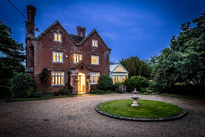 7 Bedroom Detached House For Sale In Worth Lane, Little Horsted, TN22