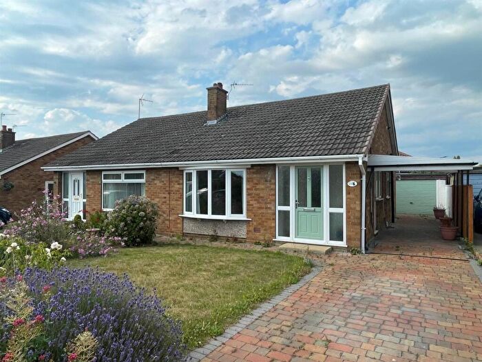 2 Bedroom Semi-Detached Bungalow For Sale In Chantry Road, Northallerton, DL7