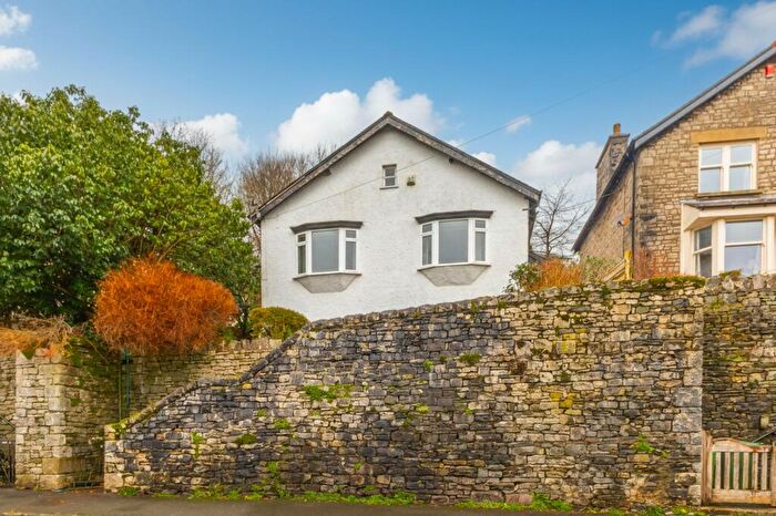 2 Bedroom Detached Bungalow For Sale In Horncop Lane, Kendal, LA9