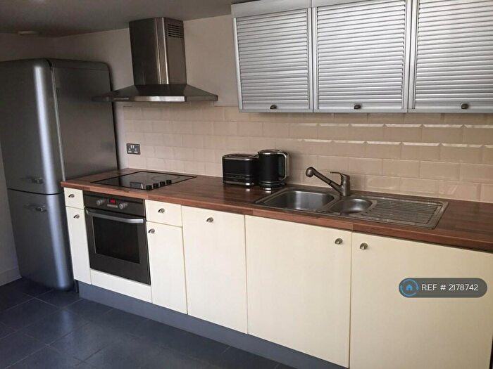 1 Bedroom Flat To Rent In The Albany, Liverpool, L3