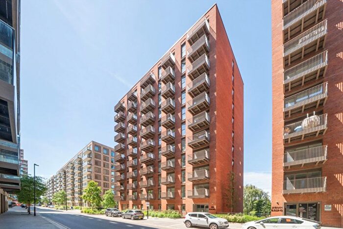 3 Bedroom Flat To Rent In Royal Crest Avenue, Royal Wharf, E16