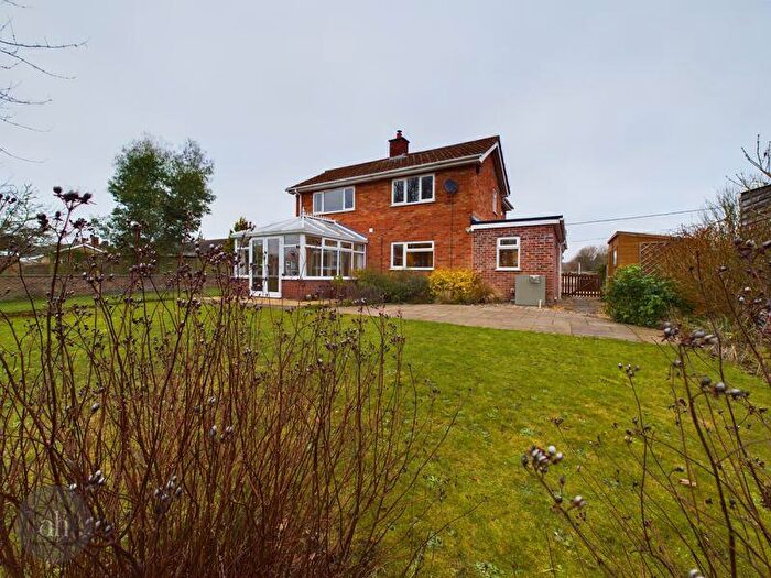 4 Bedroom Detached House For Sale In West Street, Icklingham, IP28