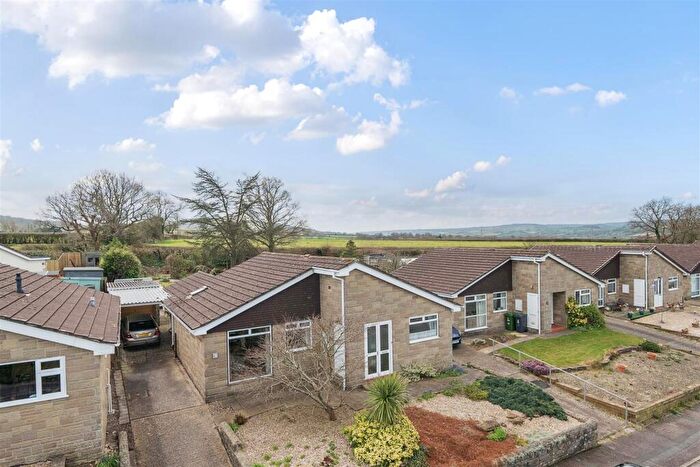 3 Bedroom Detached Bungalow For Sale In Woodbury Way, Axminster, EX13