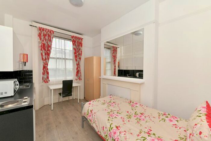 Studio To Rent In Oakley Street, London, SW3