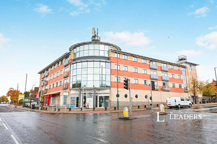 2 Bedroom Flat To Rent In Commodore Court, Bar Lane, NG8