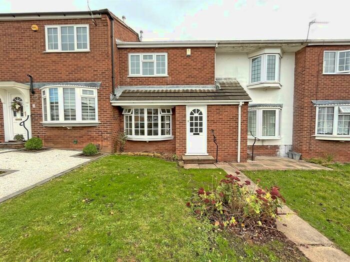 2 Bedroom Town House To Rent In Stonehaven Close, Arnold, Nottingham, NG5
