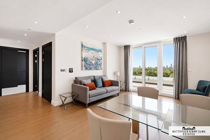 2 Bedroom Apartment For Sale In Vista Chelsea Bridge, Queenstown Road, SW11