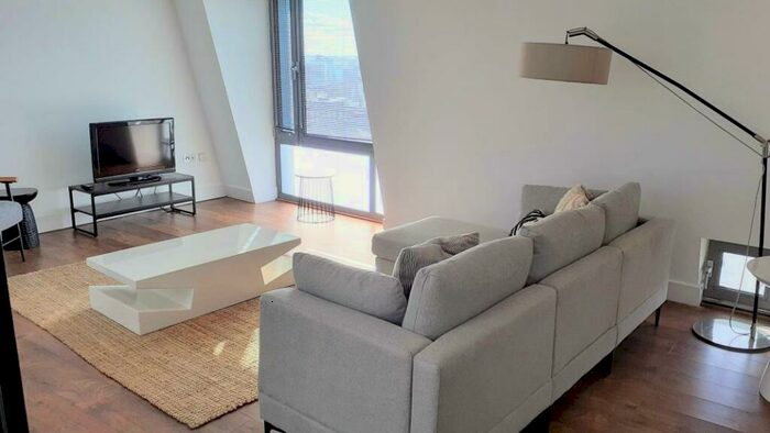 2 Bedroom Apartment To Rent In Crispin Lofts, New York Road. Leeds West Yorkshire., LS2