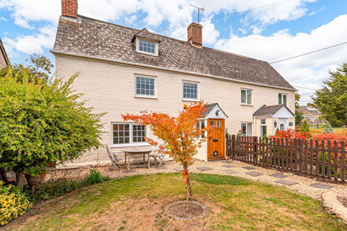 3 Bedroom Cottage For Sale In Little Somerford, SN15