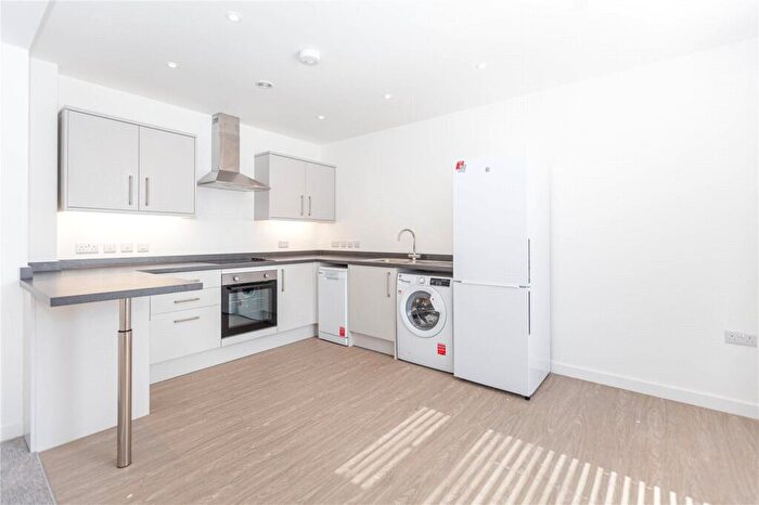 2 Bedroom Apartment To Rent In Air Balloon Road, St George, Bristol, BS5