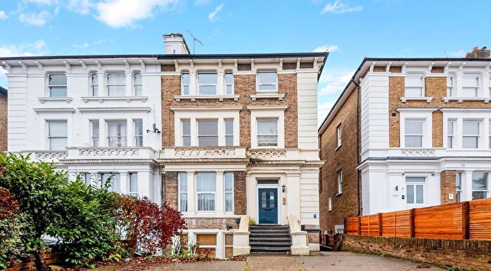 Studio To Rent In Argyle Road, London, W13