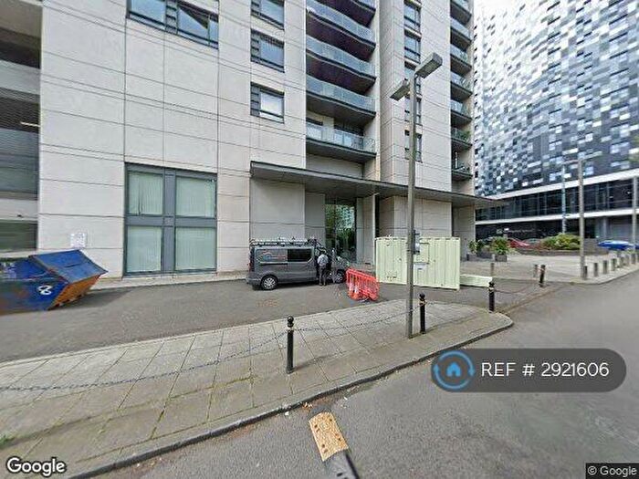 2 Bedroom Flat To Rent In Centenary Plaza, Birmingham, B1
