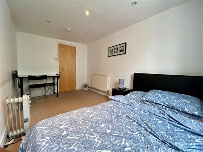 2 Bedroom Flat To Rent In Leigh Street, London (Near Russell Square), WC1H