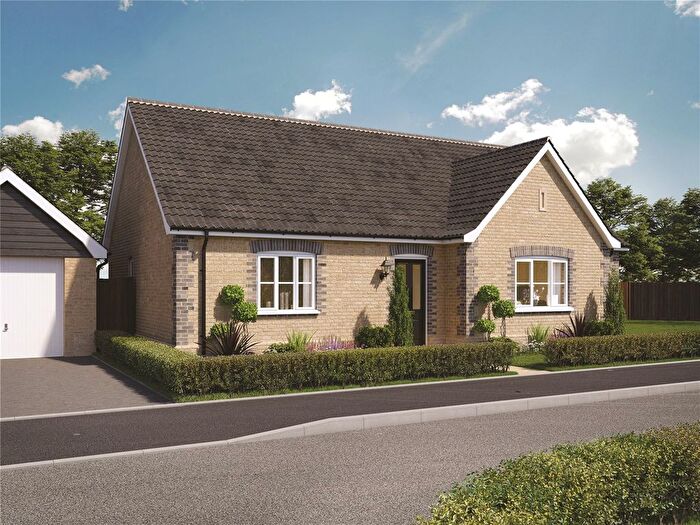 3 Bedroom Bungalow For Sale In London Road, Beccles, Suffolk, NR34