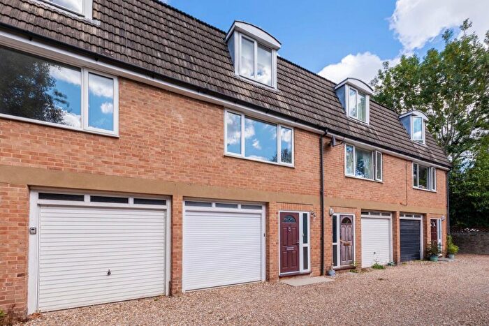 3 Bedroom Terraced House For Sale In Ray Lodge Mews, Maidenhead, SL6