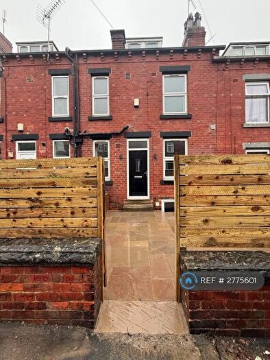 3 Bedroom Terraced House To Rent In Highbury Terrace, Leeds, LS6