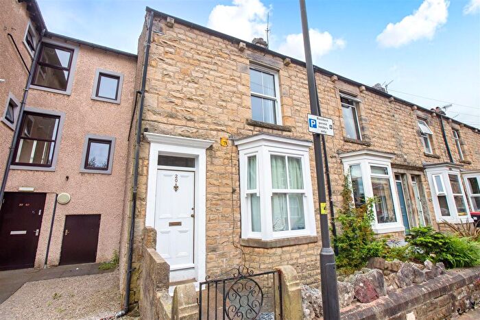 4 Bedroom Terraced House For Sale In Springfield Street, Lancaster, LA1