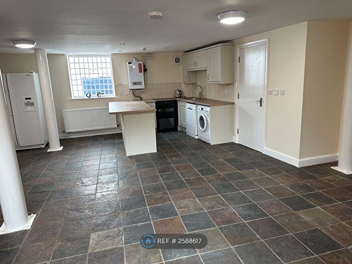 2 Bedroom Flat To Rent In Meadow Place, Shrewsbury, SY1