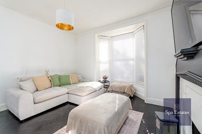 2 Bedroom Terraced House For Sale In Broad Street, Warwick, CV34