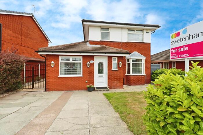 4 Bedroom Detached House For Sale In Ince Lane, Elton, Chester, CH2