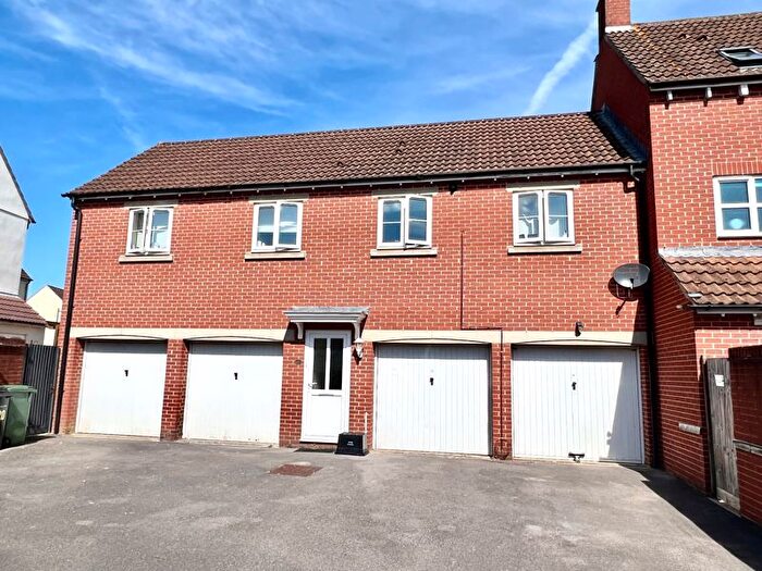 2 Bedroom Property For Sale In Grayling Close, Calne, SN11