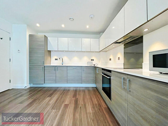 2 Bedroom Apartment To Rent In Meade House, Mill Park, Cambridge, CB1