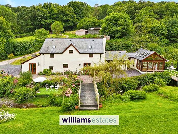 4 Bedroom Property For Sale In Nantglyn, Denbigh, LL16