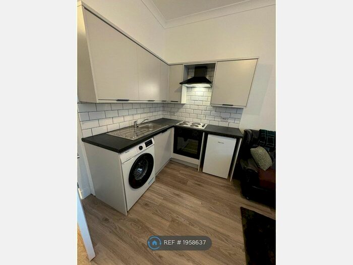 1 Bedroom Flat To Rent In Niddrie Road, Glasgow, G42